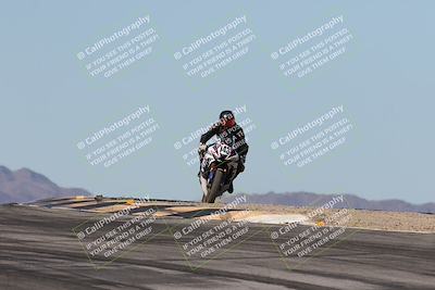 media/Dec-07-2025-CVMA (Sun) [[3e7d2de5dc]]/Race 6-The Shootout/